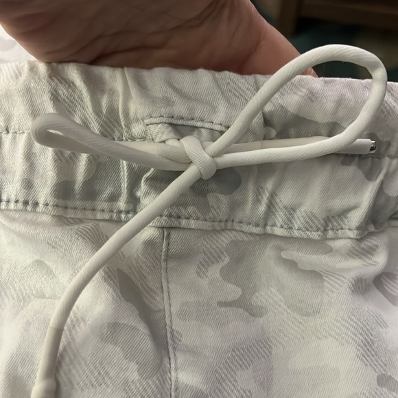 Flog Camo Highwaist Pant 28 - Picture 8 of 11